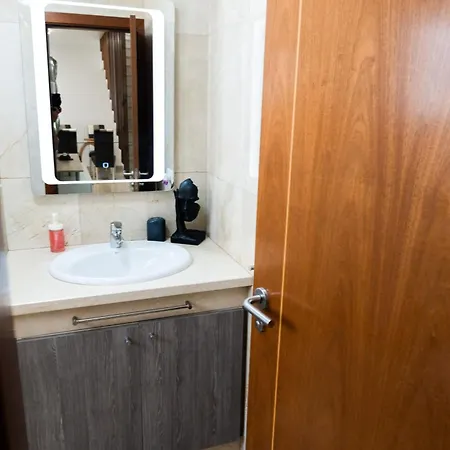 Вилла Beautiful And Luxurious With Heated Pool And Free Wi-fi In Playa Blanca. *