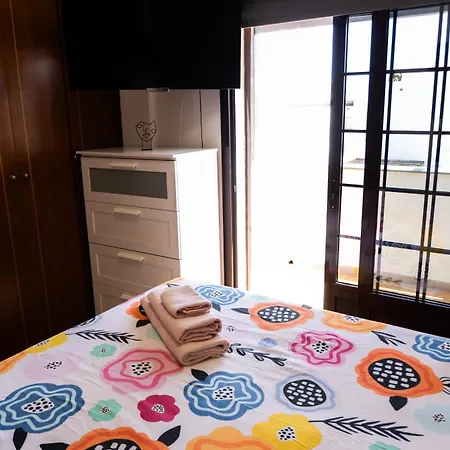 Beautiful And Luxurious With Heated Pool And Free Wi-fi In Playa Blanca. Коста Бланка