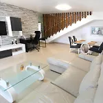 Beautiful And Luxurious With Heated Pool And Free Wi-fi In Playa Blanca. 플라야블랑카