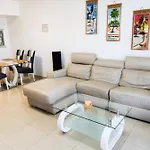 Beautiful And Luxurious With Heated Pool And Free Wi-fi In Playa Blanca. 빌라 플라야블랑카