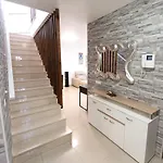 빌라 Beautiful And Luxurious With Heated Pool And Free Wi-fi In Playa Blanca. *